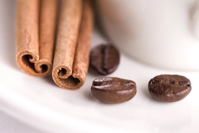 قهوه تلخ دارچینی Cinnamon Black Coffee